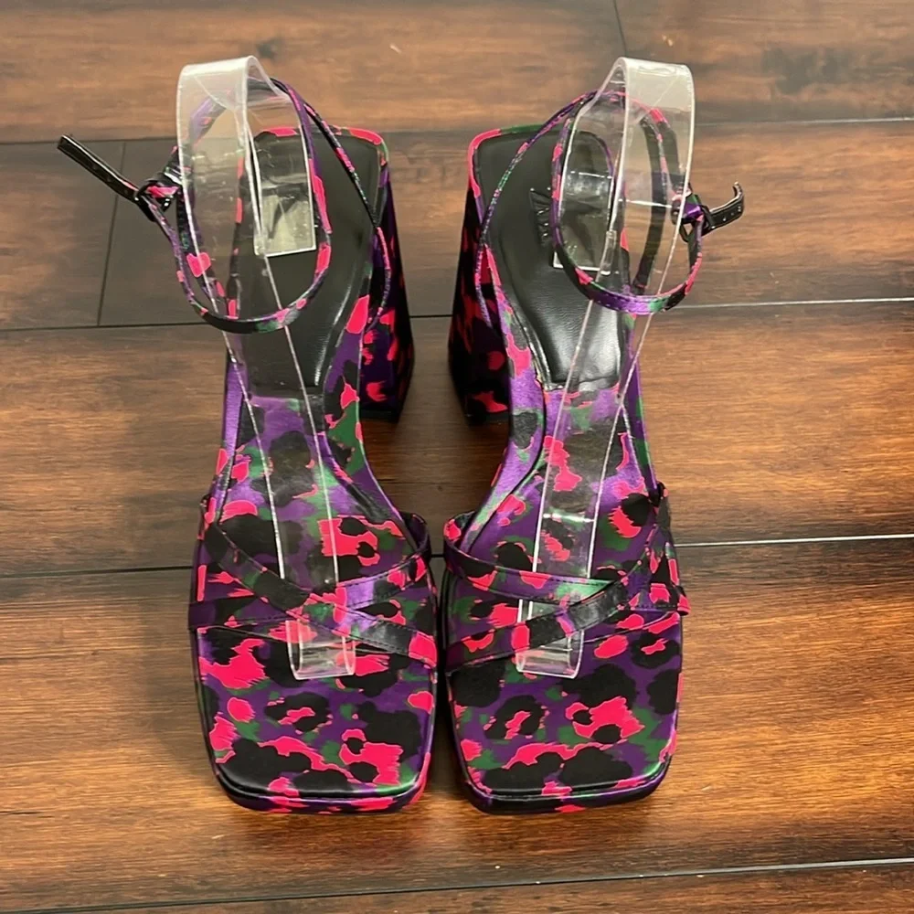 NWOB Zara‎ Platform Sandals Women's size 10 Purple Pink Leopard Print Block Heel